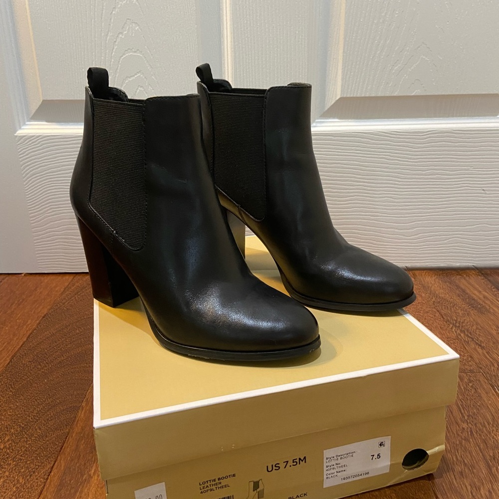 Michael Kors bootie